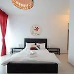 Uptown Residence Apartments