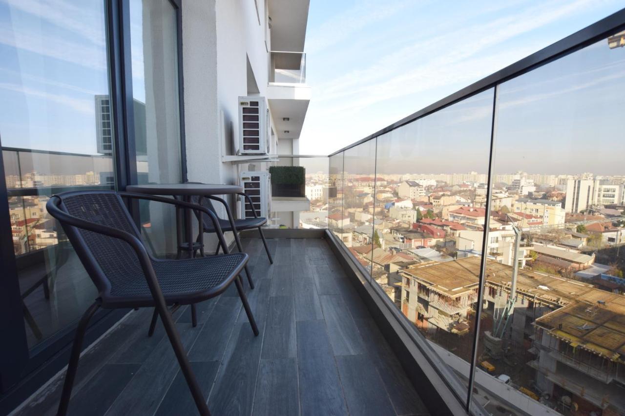 Uptown Aparthotel